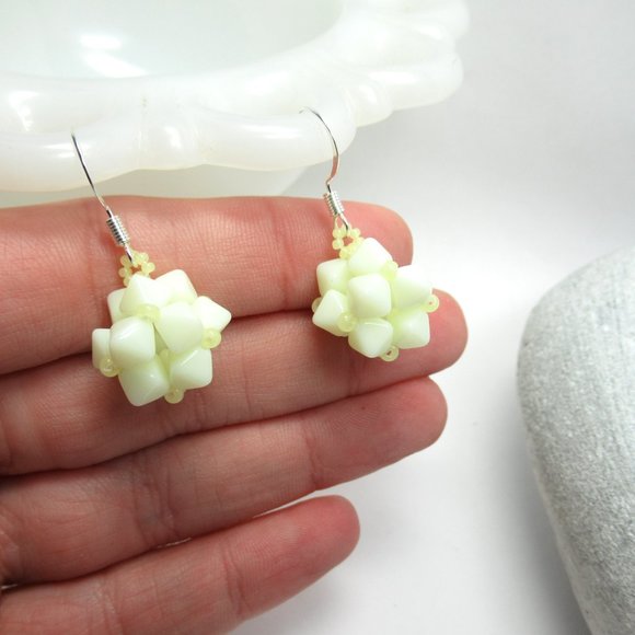 Czech Uranium glass beaded bead earrings - Picture 4 of 15